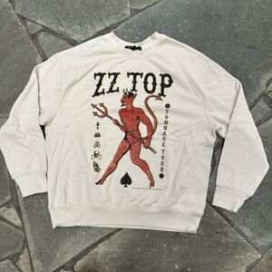 Forever 21 The Vinyl Icons ZZ Top Tonnage Tour Devil Throwback Crewneck Small